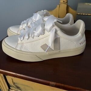 Veja Women's Cream and Gray Sneakers